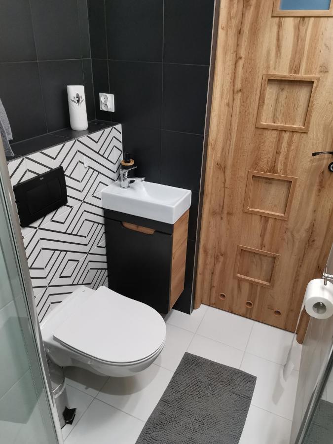 Przytulny Apartament W Wiezowcu - Centrum Miasta Podwislocze 38 Rzeszow Bagian luar foto