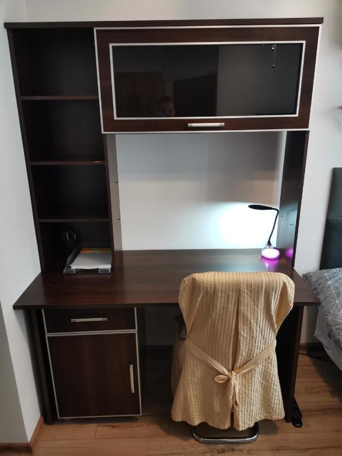 Przytulny Apartament W Wiezowcu - Centrum Miasta Podwislocze 38 Rzeszow Bagian luar foto