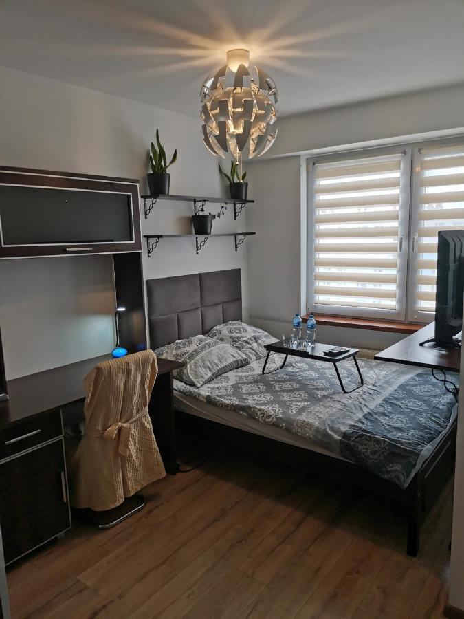 Przytulny Apartament W Wiezowcu - Centrum Miasta Podwislocze 38 Rzeszow Bagian luar foto